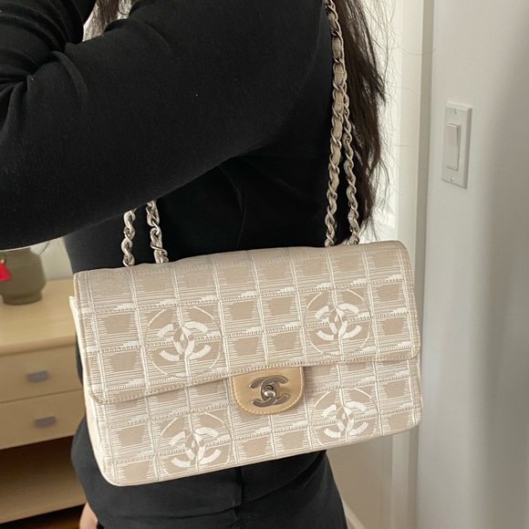 Chanel travel line canvas flap bag - Picture 14 of 14